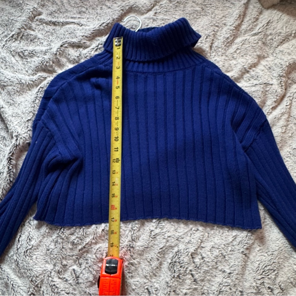 RIBBED TURTLENECK SWEATER - Picture 4 of 8